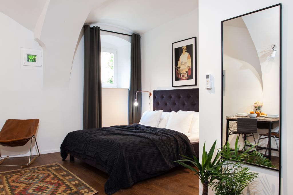 Irundo Zagreb - Old Town Apartments Bagian luar foto
