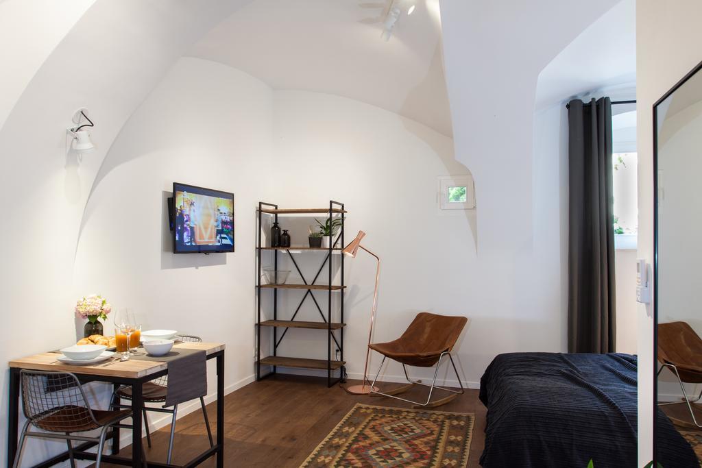 Irundo Zagreb - Old Town Apartments Bagian luar foto