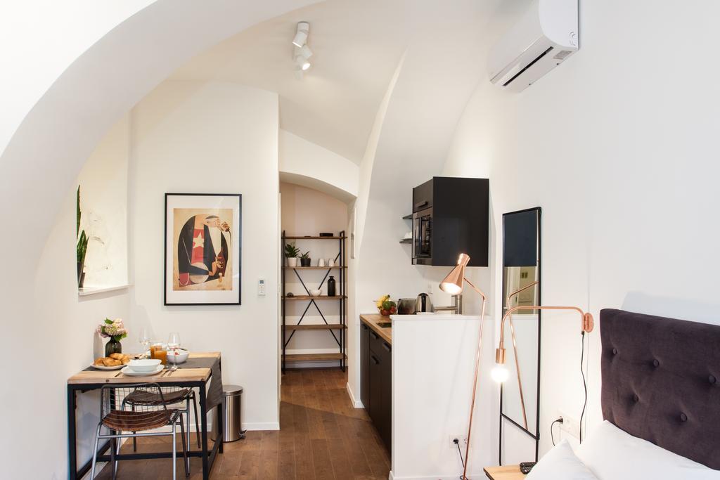Irundo Zagreb - Old Town Apartments Bagian luar foto